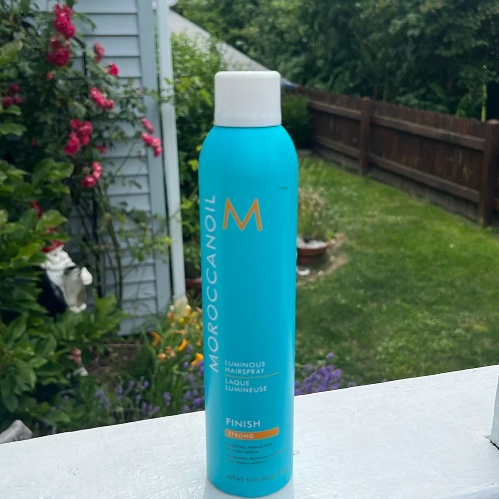 Moroccan oil luminous hairspray, weightless natural look no sticky residue - Picture 1 of 2